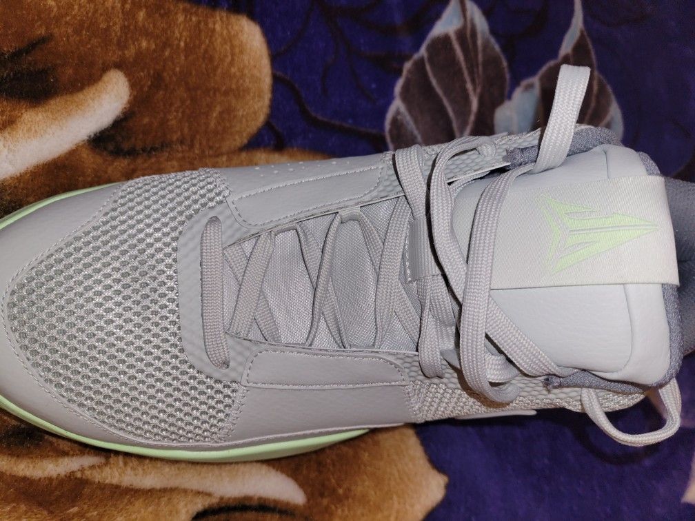 JA Morant Basketball Shoes Size 12