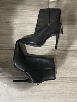 Brand New Boots Women’s 5.5 $20 