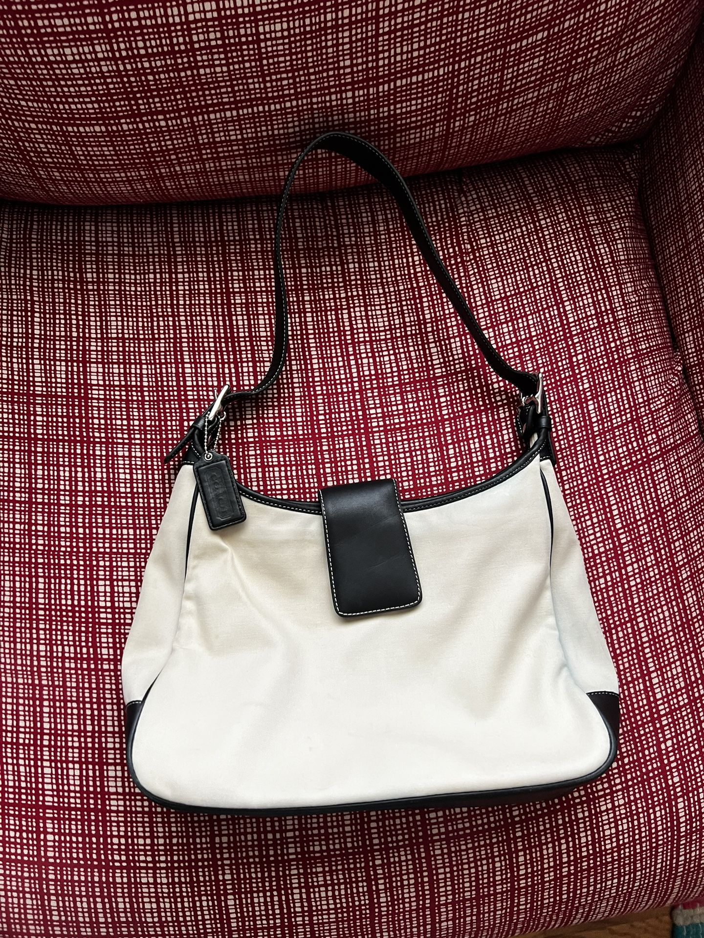 Coach Authentic Hamptons Tote