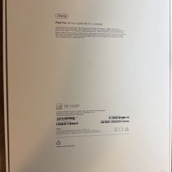 Apple iPad Pro 13-Inch (M4): Built for Apple Intelligence, Ultra Retina XDR Display, 256GB, 12MP Front/Back Camera, LiDAR Scanner, Wi-Fi 6E, Face ID, 