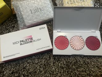 New makeup bundle