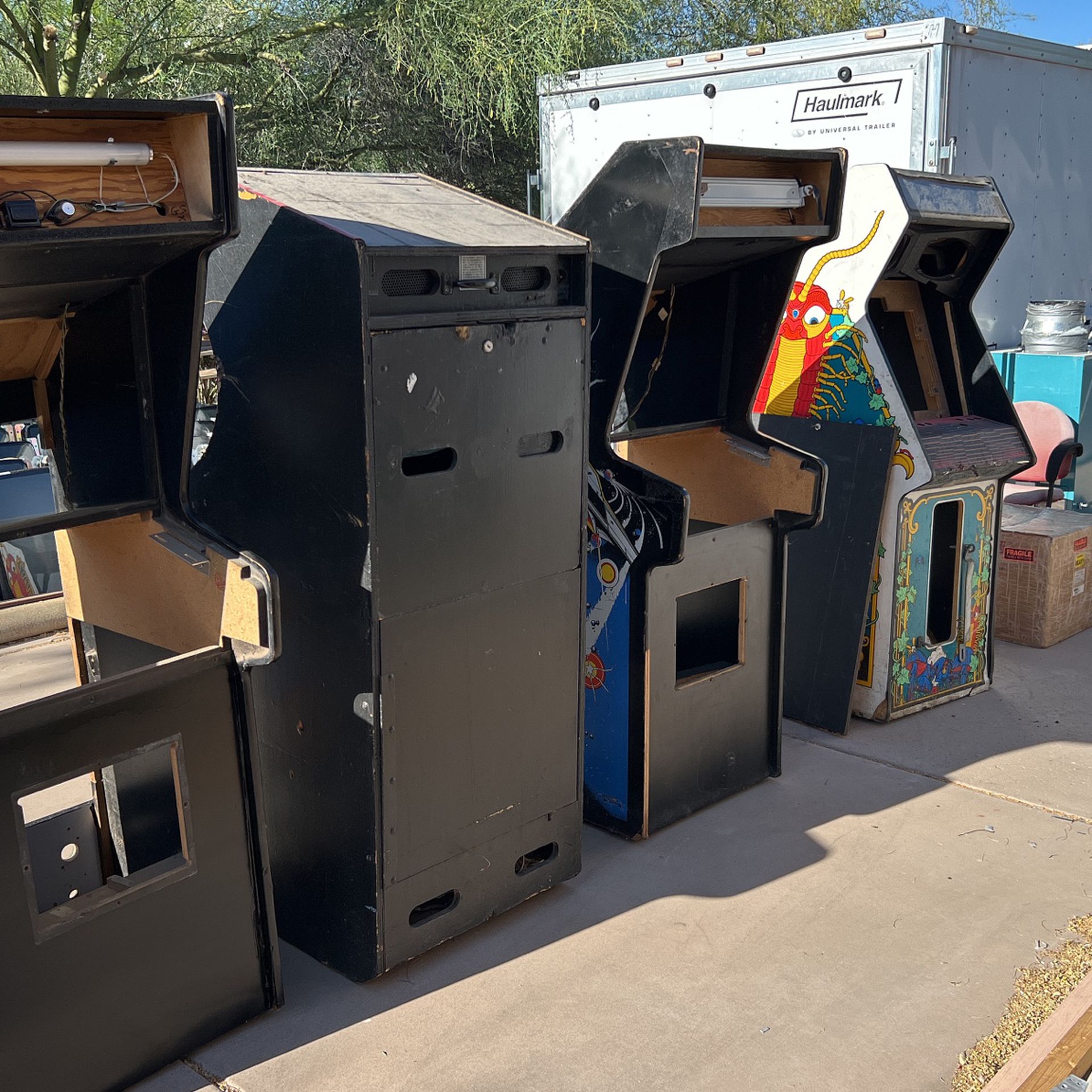 Arcade Game Cabinets, Asteroids Millepede Make Trac