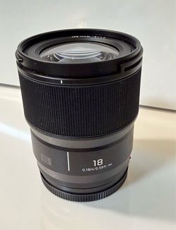 Panasonic Lumix S 18mm f1.8 full-frame L-Mount