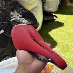 Specialized S-Works Facts 143mm saddle