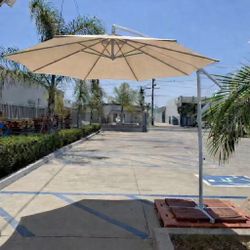 New In Box 10 Foot Diameter Outdoor Patio Offset Cantilever Deck Umbrella With Cross Stand Require Counter Weight 