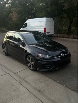 2016 Volkswagen Golf R