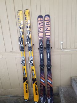 Salomon Xscream series skis (On Left Side)