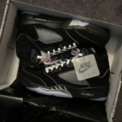 Jordan 5’s Metallic 
