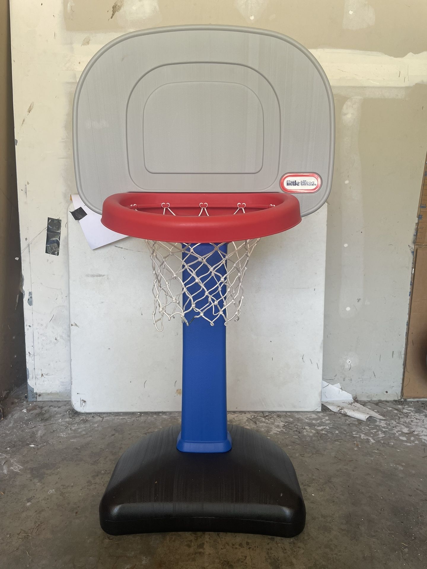 Little Tikes Adjustable Hoop $20 OBO
