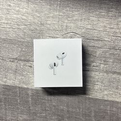 Apple AirPods Pro 2nd Gen Bluetooth Earbuds MagSafe USB-C Charging Case White