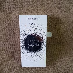 Morphe x Jaclyn Hill The Vault eyeshadow palette collection.