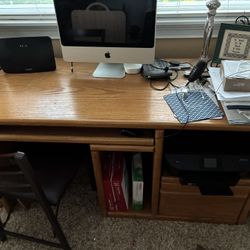 Solid Wood Office Desk – Clean, Spacious & Sturdy