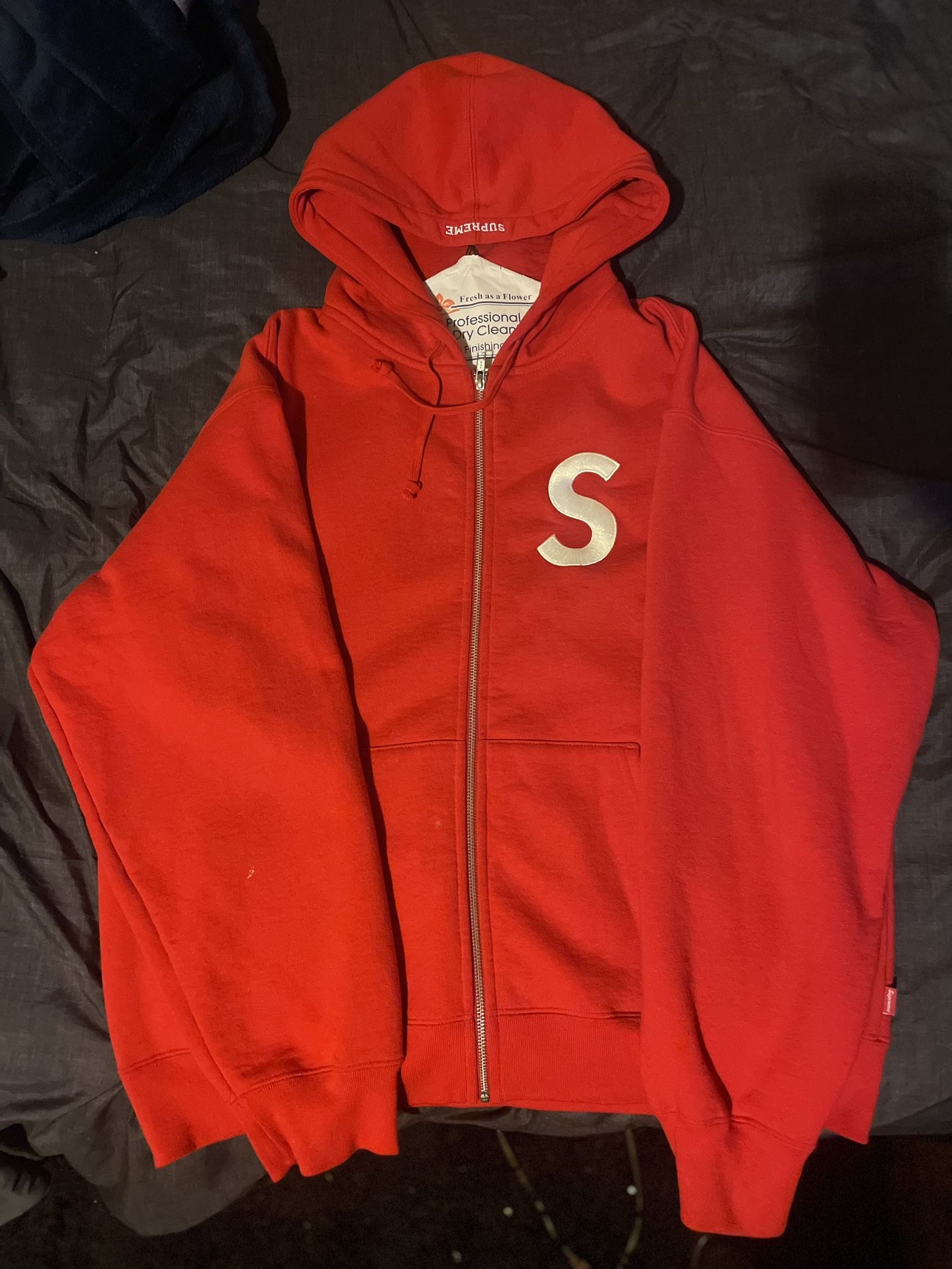 Supreme Hoodie Fw23 (Red)