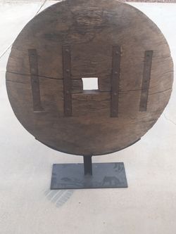 Antique Wagon Wheel