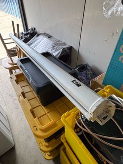 Projection Screen $80