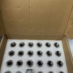 Factory OEM Lugs Nuts Set