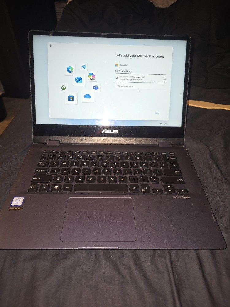 Asus Laptop Folds To Tablet