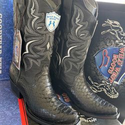 Women’s Boots
