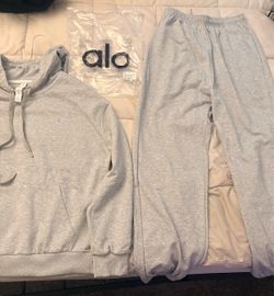 ALO MEN SWEATSUIT