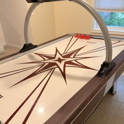 Aeromax Air Hockey Table