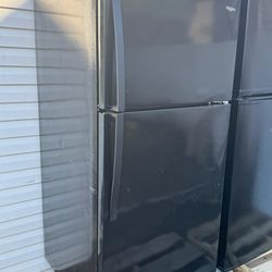 Whirlpool Fridge (works good)