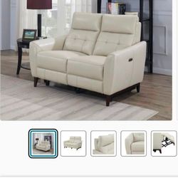 Genuine Leather Power Reclining Loveseat – Dual Recliner – USB Ports – Excellent Condition