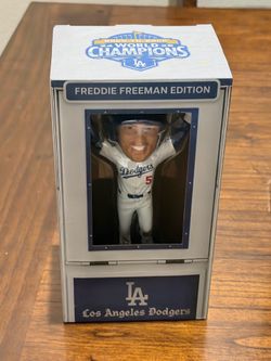 Freddy Freeman bobblehead
