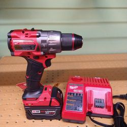 Milwaukee M18 Fuel 1/2 Hammerdrill Kit Whit One Batery 5.0 And Charger Brand New Firm Price Non Negotiable (2904 20)