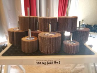 MERIT Mounted Flap Wheels – 10-Piece Mixed Grit Lot