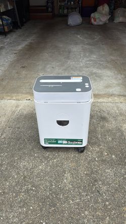 Paper, card, and CD shredder