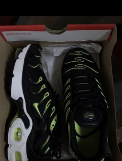 AIR MAX PLUS