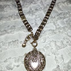 Vintage Cabi Necklace # 2059 Heart Locket 1960's