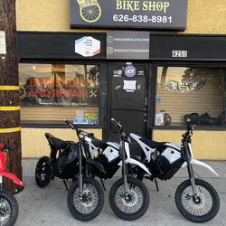 **🚴‍♂️ Emoto Special: Brand New MX1 Pro Emoto Electric E-Bike In White 🎉**