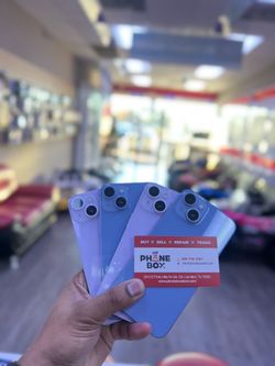 iPhone 14 128GB Unlocked  available for 4th July sale