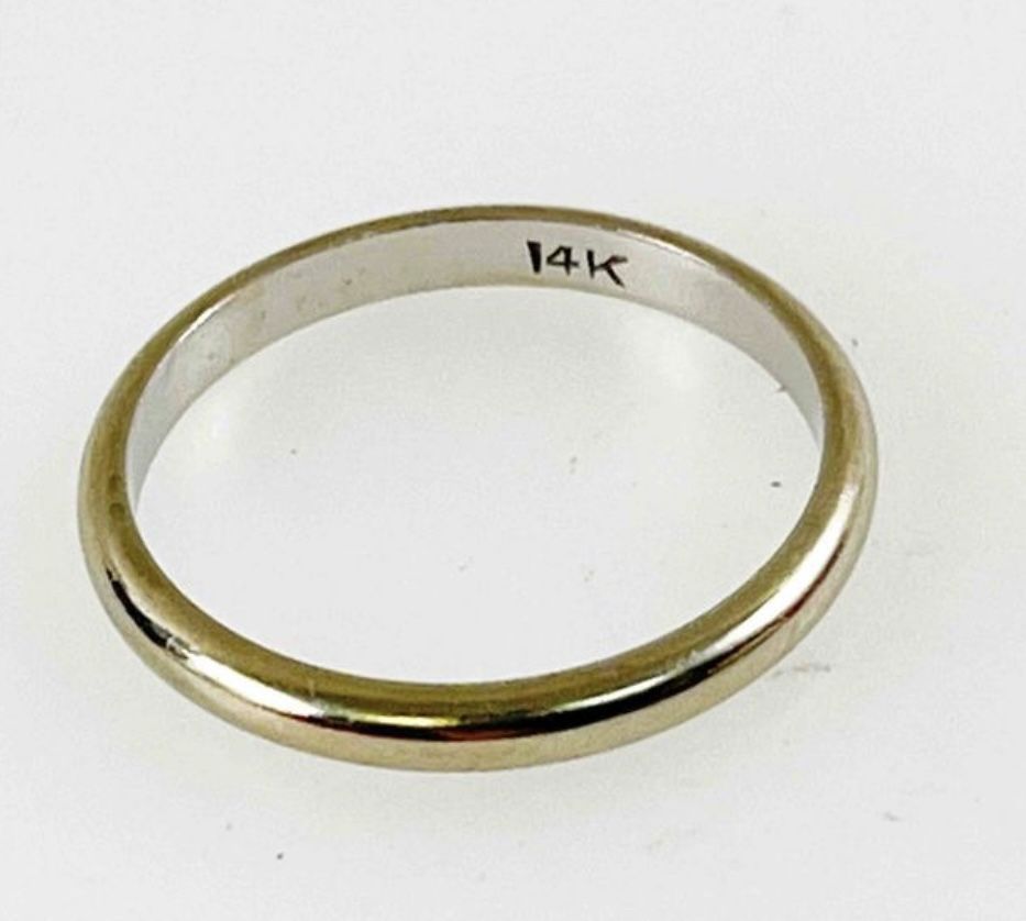 Fine 14K Yellow Gold Band Ring Size 6