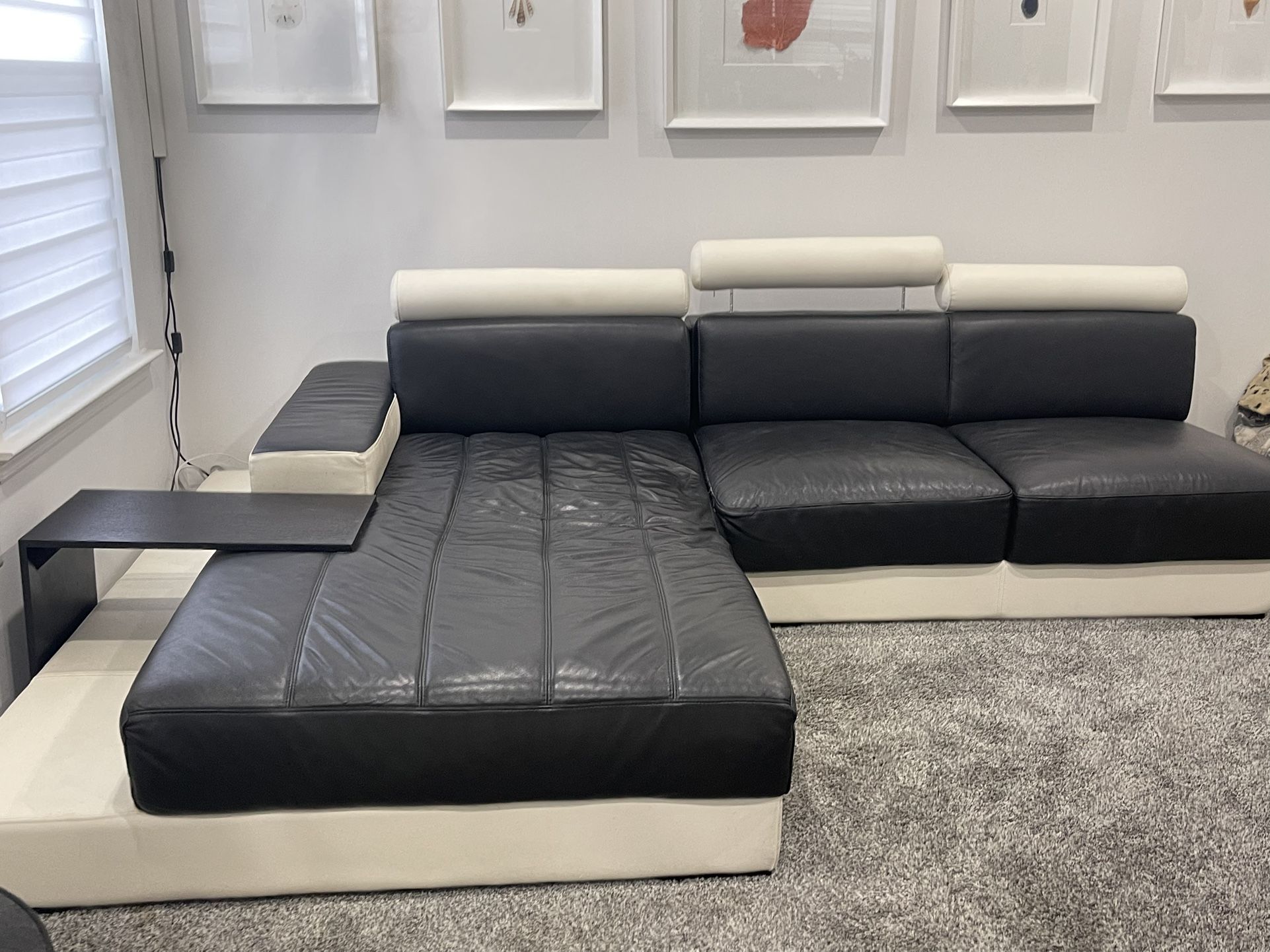 Leather Black &white Sectional!!!