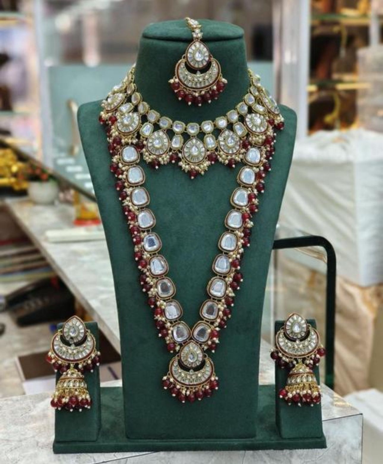 kundan necklace