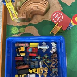 Kidcraft Around Town Table