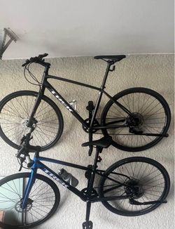 2023 Trek FX 3 – Size Medium