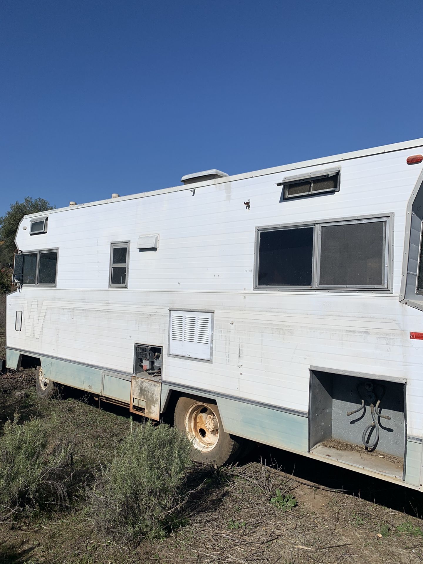 Classic 70’s Winnebago RV Trailer Dodge Block 
