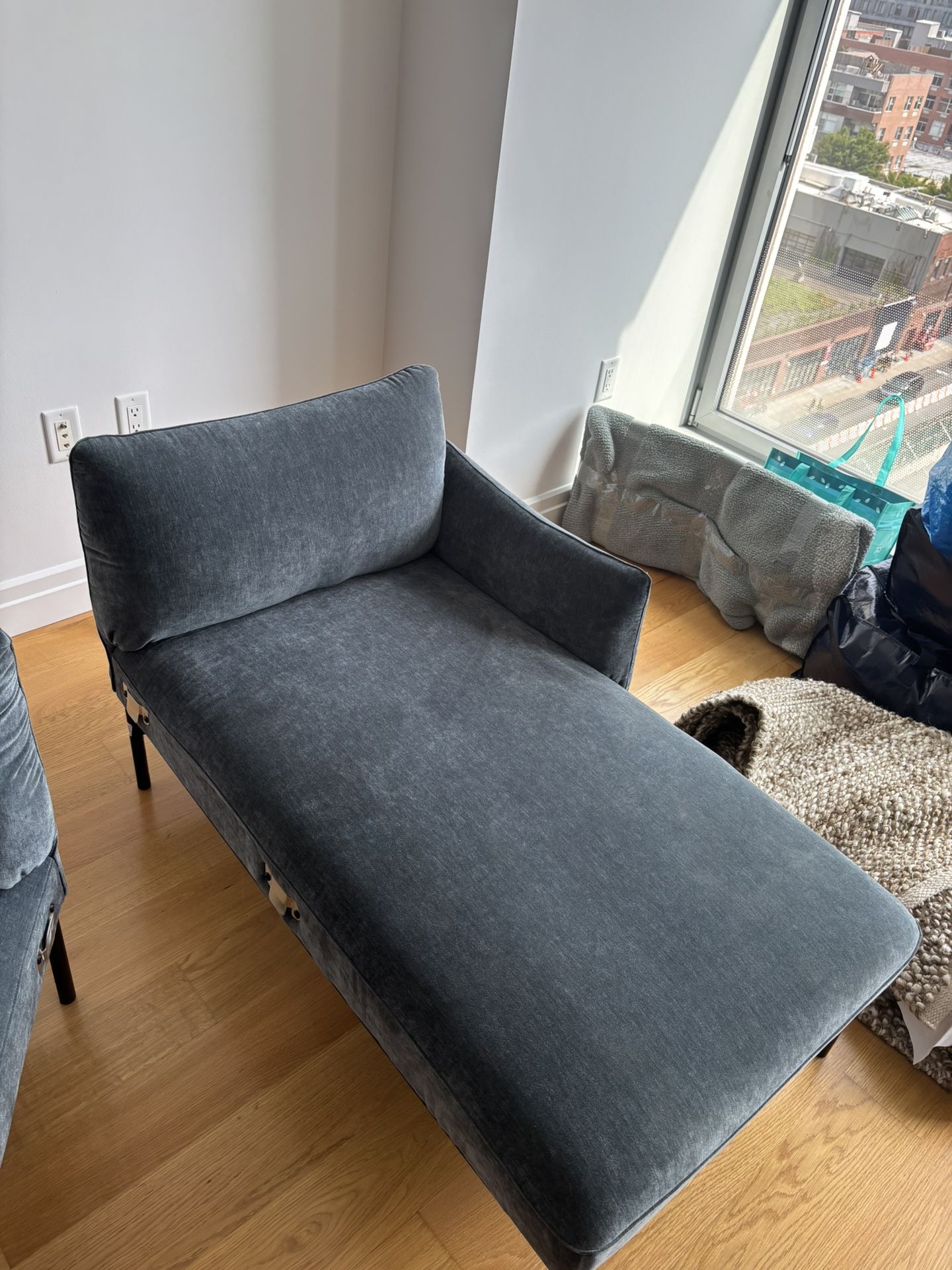 West Elm Penn Sectional Piece - Chaise