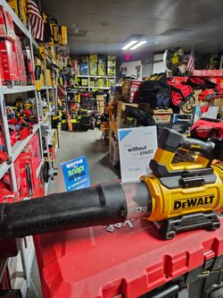 DEWALT 60V FLEXVOLT BRUHLESS CORDLESS VARIABLE SPEED BLOWER TOOL ONLY NEW