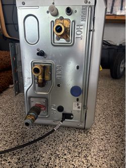 Rinnai Tankless Water Heater