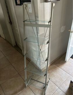 Glass shelve