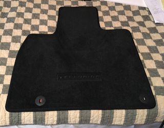 2025 KIA TELLURIDE ORIGINAL CARPETED FLOOR MATS NEW $75 OR BEST OFFER