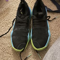 Trey Young 2 Basketball Shoes **SIZE 8** Blue And Green