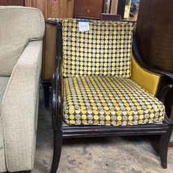 Accent chair