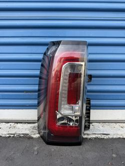 GMC Yukon 2015 2016 2017 .. 2018 2019 2020 Left Side Tail Light OEM