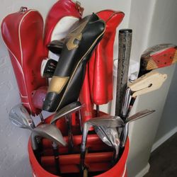 VUNTAGE 1947 JOHN GAVINS GOLF CLUBS