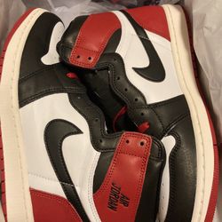 AIR JORDAN 1 RETRO HIGH OG DS BLACK TOE REIMAGINED SZ 11.5
